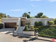 Photo - 1708 Clear View Dr House