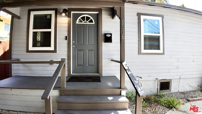 Photo - 6516 Pickering Ave House
