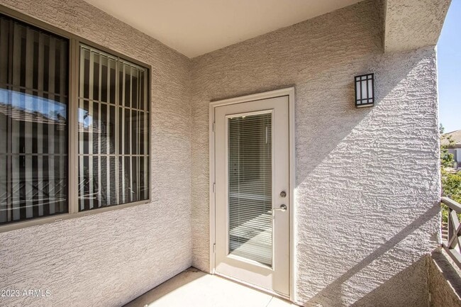 Building Photo - 1941 S Pierpont Dr Unit 2026