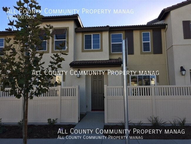 Photo - 44122 Calle Luz Townhome