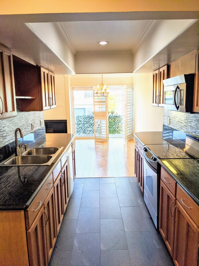 Photo - 11656 Montana Ave Condo Unit 210
