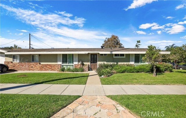 Building Photo - 526 N Emerald Dr