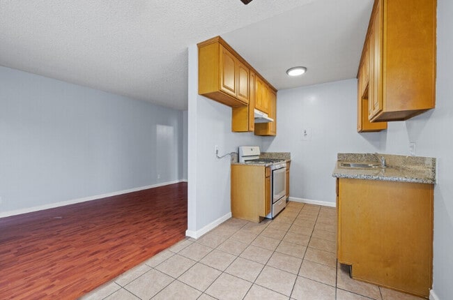 Photo - 2935 W. 141st Place