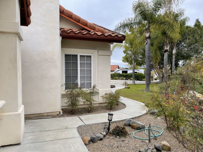 Building Photo - 224 Winsome Pl