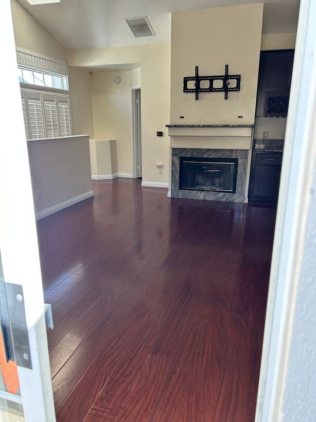 Photo - 2b2b- Private freshly painted Torrance condominium ready for immediate occupancy. Unit 120