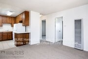 Photo - 1413 Felspar St