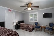 Photo - 7001 Van Noord Ave