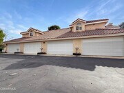 Photo - 264 Ridgeton Ln