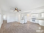 Photo - 523 N Citrus Ave