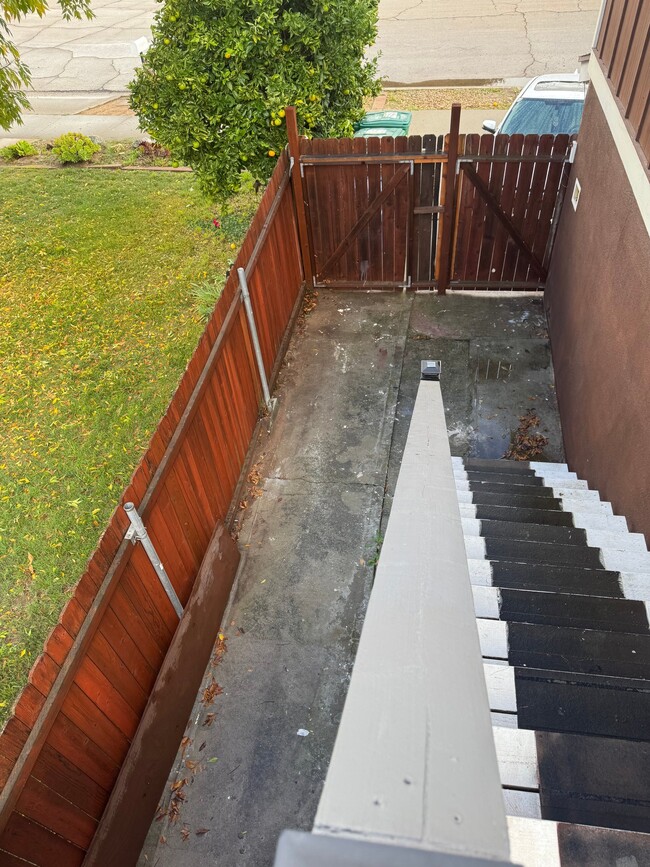 Photo - 4859 Stuart Dr