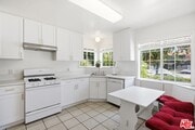 Photo - 14323 Burbank Blvd