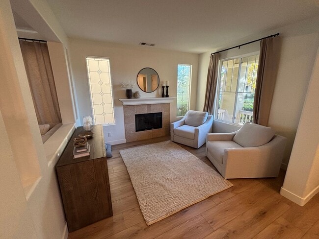 Photo - Beautiful 3-Bedroom Home with Loft and Ful...