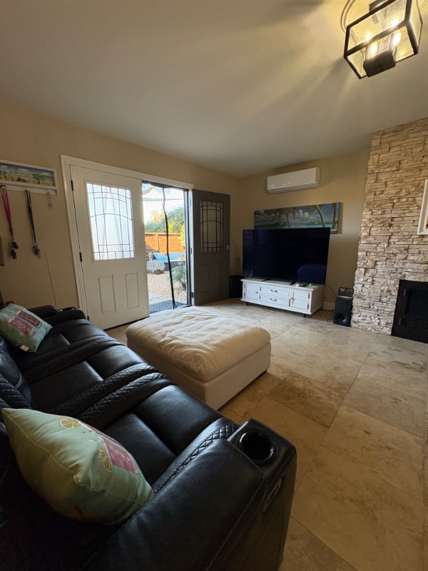 Photo - 31241 Old River Rd