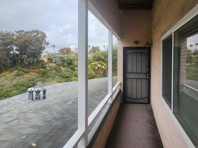 Photo - 938-938 W Lewis St Apartment