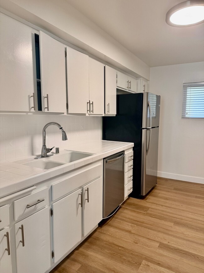 Photo - 17440 Burbank Blvd Unit 100