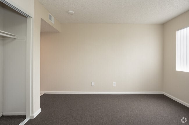 2BR, 2BA - 900SF - First Bedroom - Baker Place Apartments