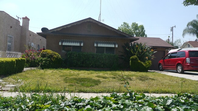 Building Photo - Beautifully Renovated 3-Bedroom Residence in San Bernardino