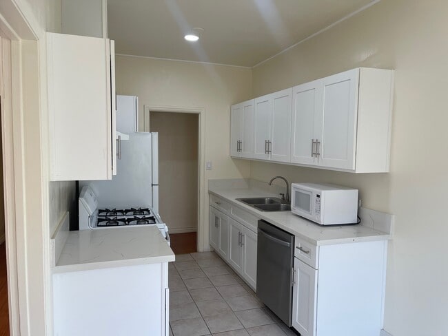 Photo - El Cielito Apartments