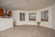 Photo - **Charming 3-Bedroom Unit in Prime Los Ang...
