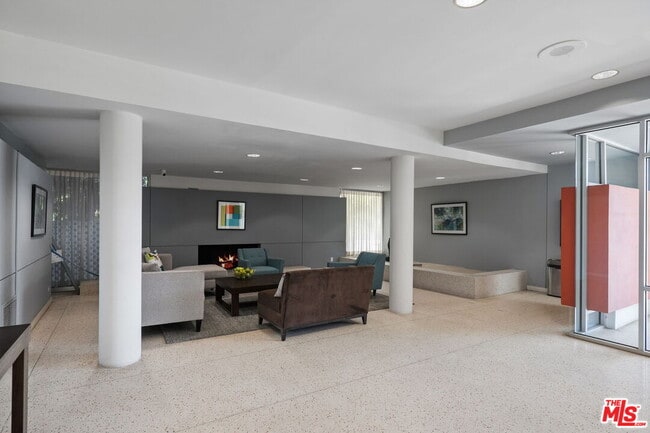 Photo - 4807 Woodley Ave Unit 309