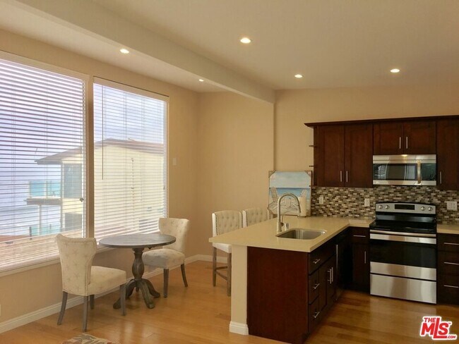 Photo - 25164 Malibu Rd Unit D