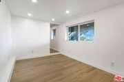 Photo - 962 N Tigertail Rd House