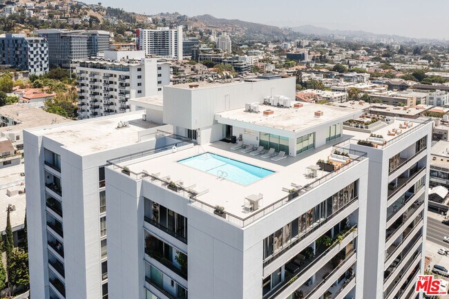 Photo - 1100 Alta Loma Rd Unit 1405