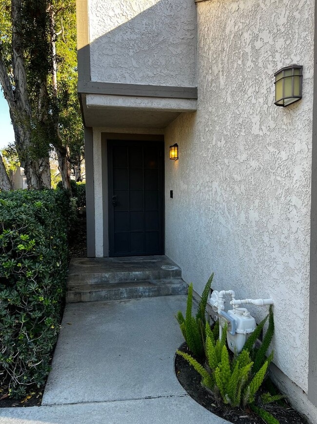 Photo - 2 Bedroom 3 Bath Condo for Rent in an Excellent Area of Fullerton