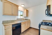 Photo - 737 E Brockton Ave Apartments