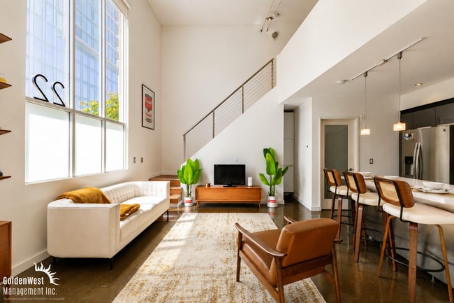 Building Photo - Modern 1Bdm 1Ba Unfurnished Loft-Style Home with Open Concept Living! Unit 22