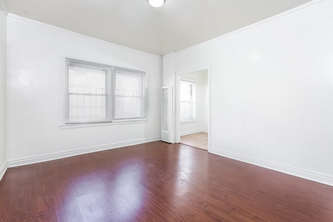 Photo - 21 Westminster Ave Unit 104