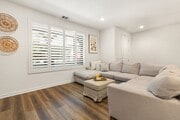 Photo - 122 Red Brick Dr