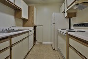 Photo - Pinecrest Apartments