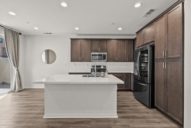Photo - 14610 Isla Vista Dr