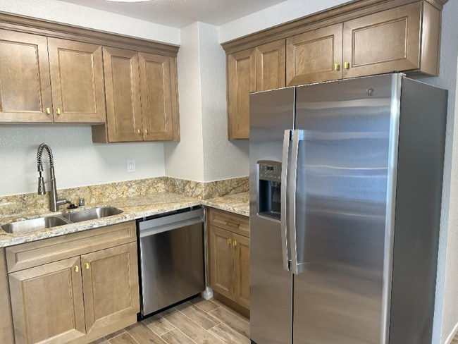 Photo - 1545 W 207th St Unit 3