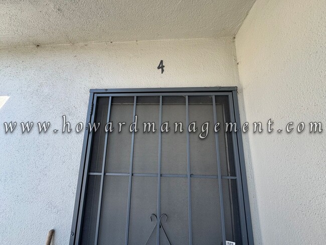 Building Photo - 04240CE Unit 4