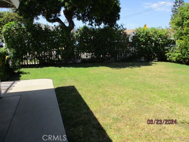 Photo - 3521 Spencer St