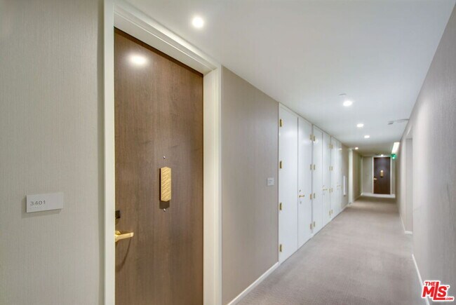 Photo - 889 Francisco St Unit 3401