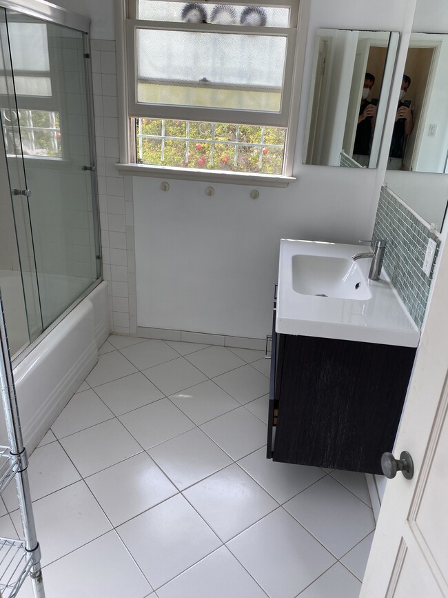 Photo - 3315 Caroline Ave Unit #2