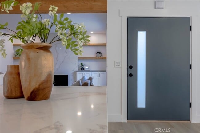 Photo - 15271 Yorkshire Ln