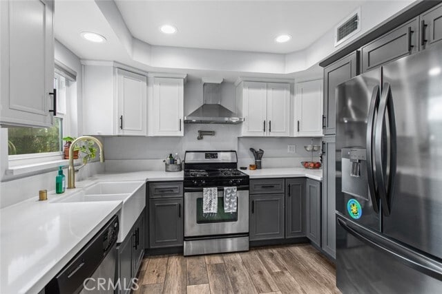 Photo - 1534 E Wilson Ave Unit 5