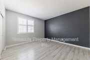 Photo - 34065 Helenium St
