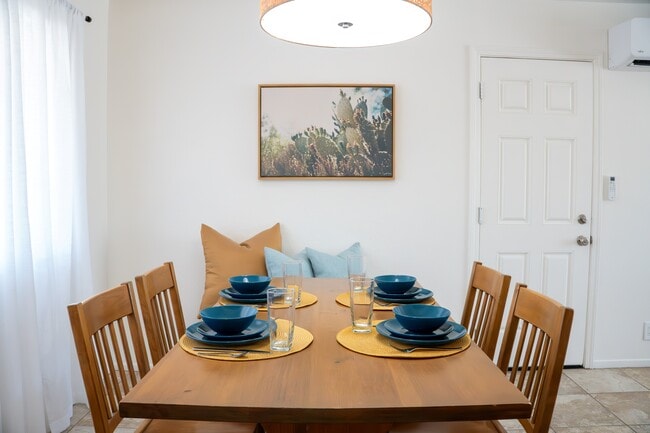 Photo - 6870 Sunset Rd