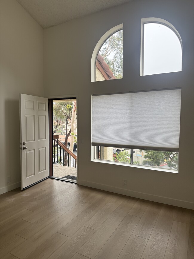 Building Photo - 4055 Porte La Paz Unit La Paz 145