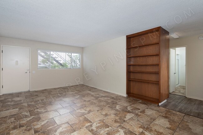 Photo - 1 MONTH FREE! Charming 2BR w/ Parking in Pacific Beach Unit C