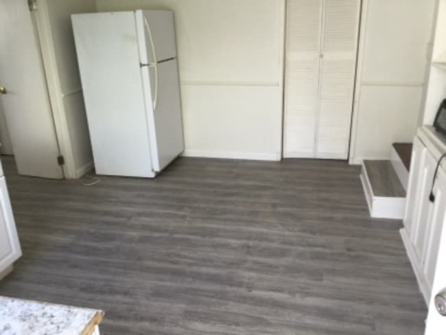 Building Photo - 20957 Community St Rental
