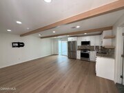 Photo - 102 W Alta Green