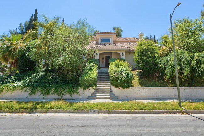 Photo - Elegant 5-Bedroom Estate with Pool in Prime Woodland Hills