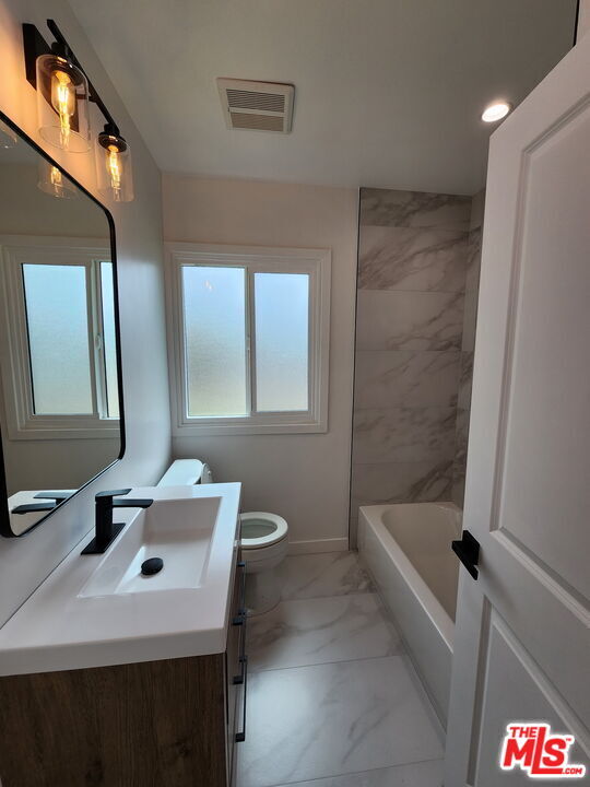 Photo - 6121 Sylvia Ave