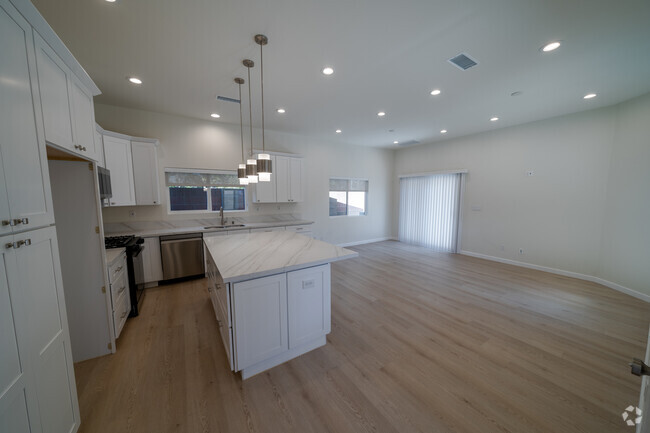 Building Photo - 25173 Vista Fusco Rental